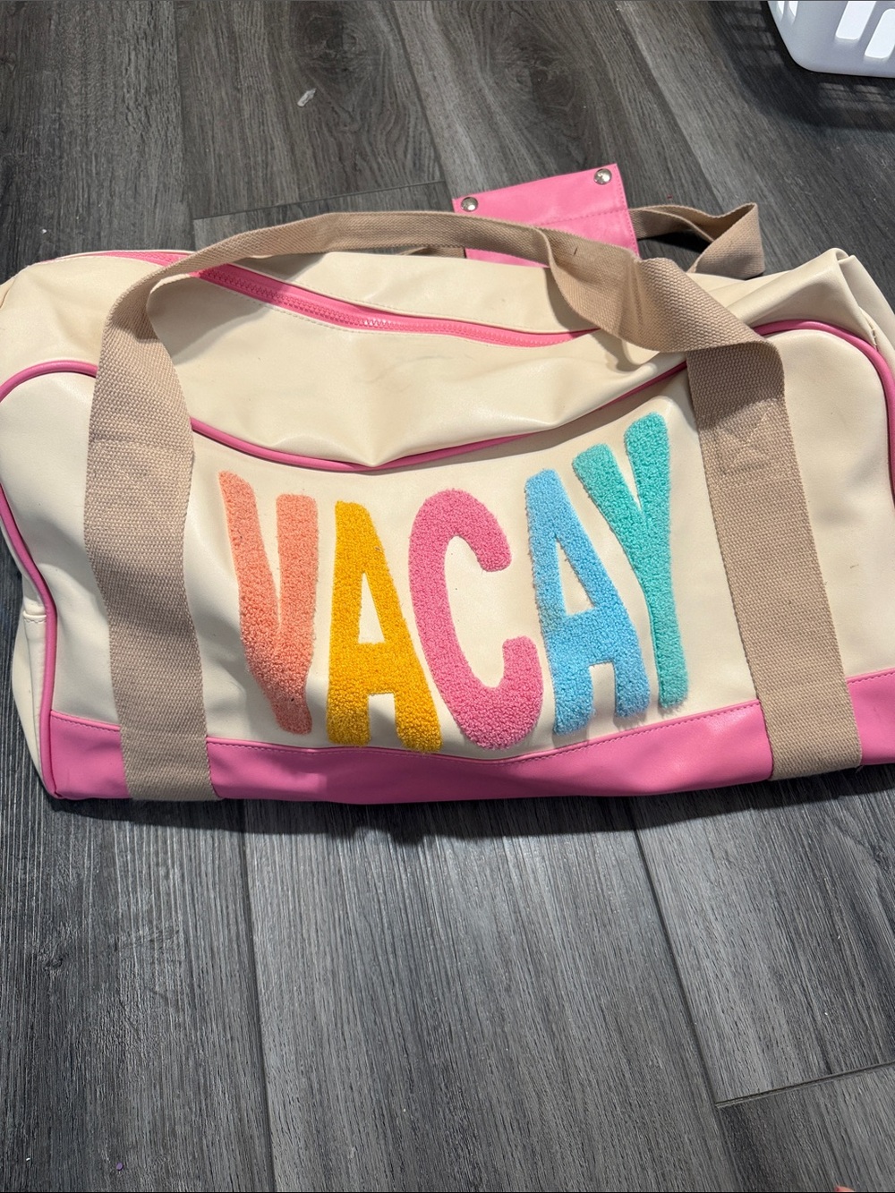 Jadelynn Brooke Cream & Pink 'VACAY' Travel Duffle